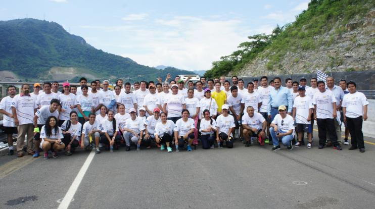 FCC organiza la primera carrera por una autopista verde en Nueva Necaxa, México